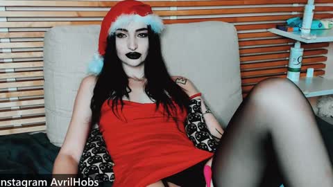 Avril online show from December 25, 2024, 3:17 pm