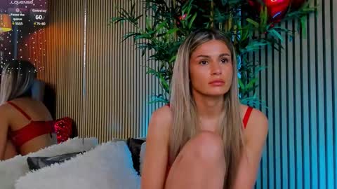 AVRILL CYRUX online show from February 17, 2025, 2:15 pm