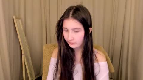 Avrora online show from February 13, 2026, 7:43 pm