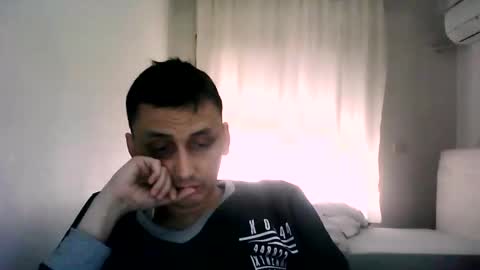 Snapshot of awesenheit chatting on April 18, 2026, 9:57 am awesenheit online show from April 18, 2026, 9:57 am