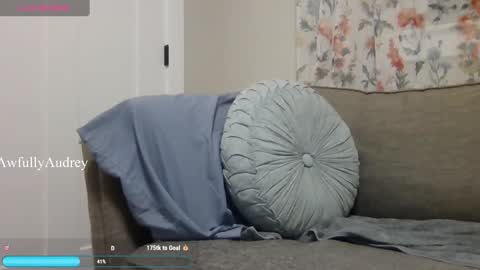 AudreySins online show from February 12, 2025, 5:58 am