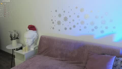 Emily online show from January 3, 2025, 3:05 am