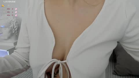 Emily online show from January 23, 2025, 2:33 am