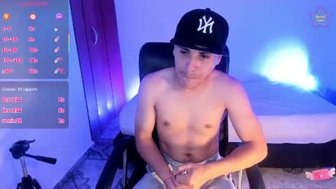 Snapshot of axel__fierro chatting on April 13, 2026, 7:58 am axel__fierro online show from April 13, 2026, 7:58 am