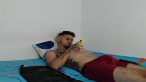 Axel online show from January 11, 2025, 3:52 pm