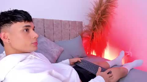 Snapshot of axel_cody_ chatting on July 17, 2026, 8:10 am AXEL online show from July 17, 2026, 8:10 am