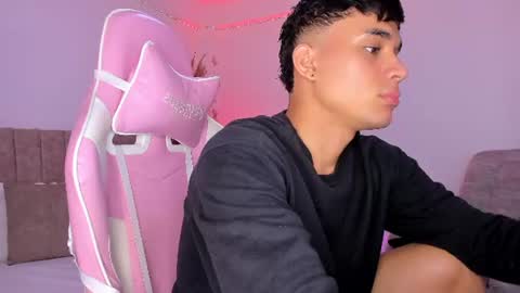 Snapshot of axel_cody_ chatting on July 25, 2026, 12:47 pm AXEL online show from July 25, 2026, 12:47 pm