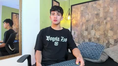 axel_draven online show from November 15, 2025, 11:18 am