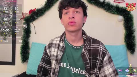 Axel Evanss online show from December 15, 2024, 1:32 pm