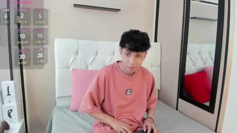 Axel Evanss online show from September 15, 2025, 5:24 pm