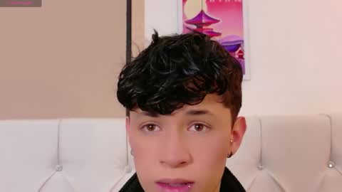 Axel Evanss online show from April 17, 2026, 11:57 am