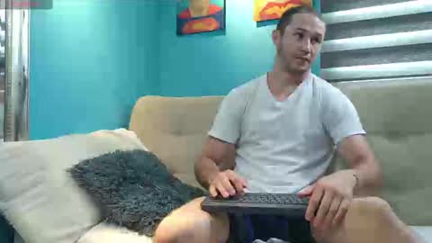 Axel Fairchaild online show from October 21, 2025, 2:07 pm