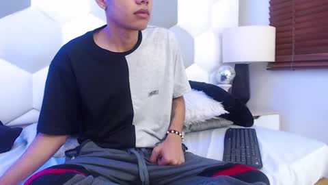 Axel Forte online show from March 8, 2025, 1:03 pm