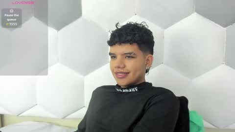 Axel Forte online show from September 19, 2025, 1:12 pm