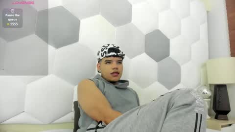 Axel Forte online show from December 19, 2025, 12:34 pm