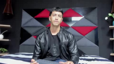 axel_hendrick online show from February 10, 2026, 11:58 am