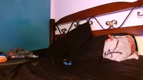 Snapshot of axel_mason chatting on December 3, 2025, 4:42 am Axel online show from December 3, 2025, 4:42 am