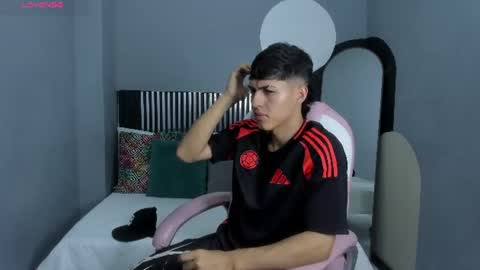 Snapshot of axel_mendoza_ chatting on June 27, 2026, 4:34 pm A X E L online show from June 27, 2026, 4:34 pm