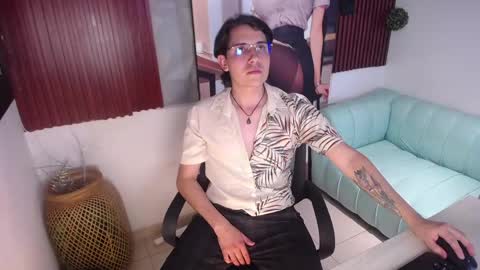 axel_montes online show from May 13, 2026, 3:26 am