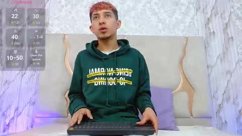 AXEL  online show from December 22, 2025, 12:13 pm