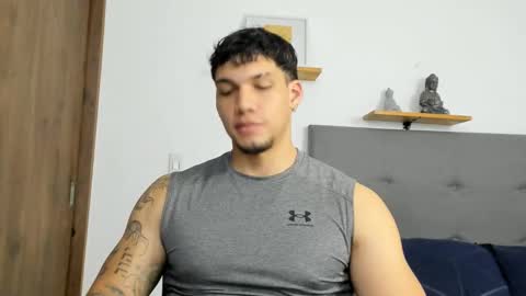 INDEPENDENT MODEL  online show from October 1, 2025, 10:49 pm