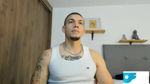 Snapshot of axel_taylor21 chatting on May 22, 2026, 2:22 pm INDEPENDENT MODEL online show from May 22, 2026, 2:22 pm