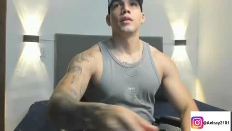 Snapshot of axel_taylor21 chatting on August 3, 2026, 12:20 am INDEPENDENT MODEL online show from August 3, 2026, 12:20 am