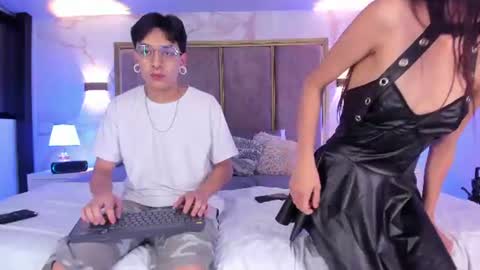 Axel and Renata online show from June 18, 2026, 9:14 am