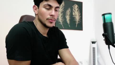 axelblack7 online show from June 26, 2026, 10:36 pm