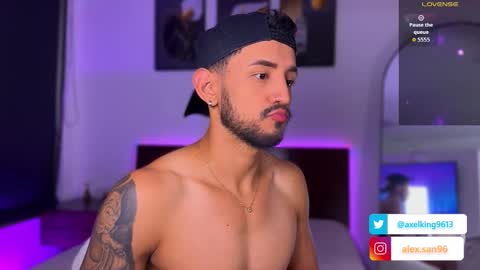 Axel King online show from November 17, 2025, 10:04 pm