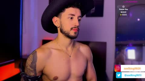 Axel King online show from April 3, 2026, 9:35 pm