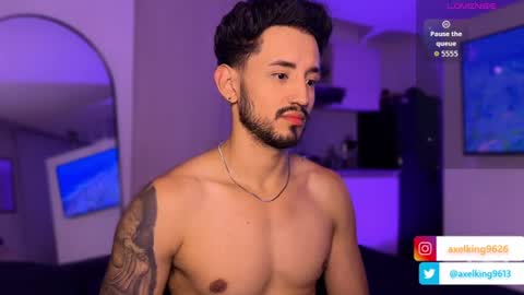 Axel King online show from July 24, 2026, 2:42 am