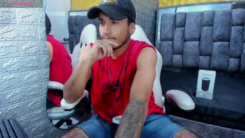 Axell Cross2 online show from February 17, 2025, 11:20 pm