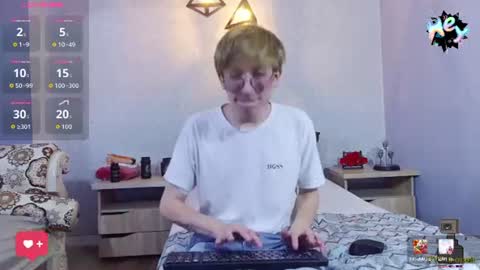Snapshot of axell_stone chatting on July 9, 2026, 10:14 pm axell_stone online show from July 9, 2026, 10:14 pm