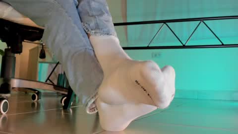 im your little femboy  ALEX   online show from September 17, 2025, 6:26 am