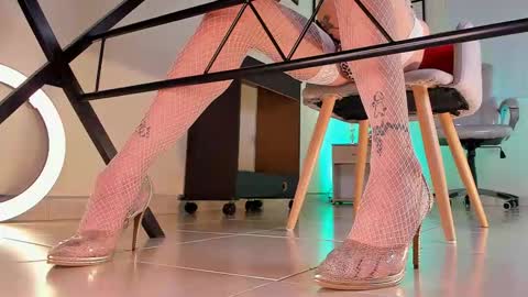 im your little femboy  ALEX   online show from November 22, 2025, 2:43 am