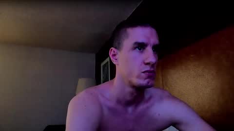 Axl online show from February 13, 2025, 5:11 pm