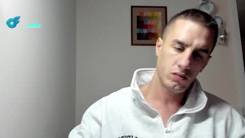 Axl online show from November 18, 2025, 3:49 pm