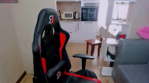 Aya Moon online show from September 19, 2025, 6:15 am