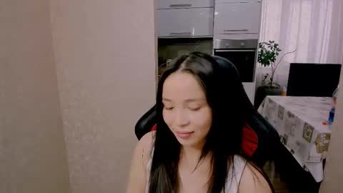 Aya Moon online show from November 28, 2025, 6:05 am