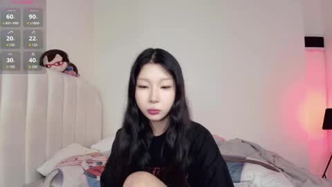Ayanami and Sinji online show from April 19, 2026, 11:31 am