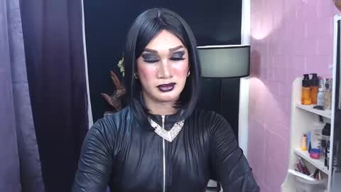Snapshot of ayamiller chatting on February 19, 2025, 7:50 am aya online show from February 19, 2025, 7:50 am