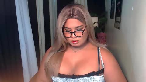 AYESHA online show from December 18, 2025, 4:13 pm