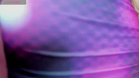 Snapshot of ayla13_ chatting on April 7, 2026, 7:25 pm Alyda Jaramillo online show from April 7, 2026, 7:25 pm