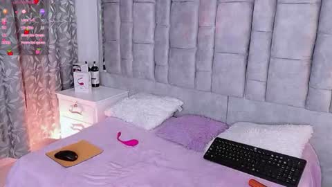 Snapshot of ayla_han chatting on July 11, 2026, 1:41 am ayla_han online show from July 11, 2026, 1:41 am