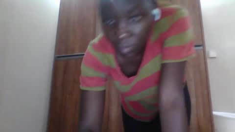 Snapshot of aylakd chatting on June 3, 2026, 8:36 pm aylakd online show from June 3, 2026, 8:36 pm
