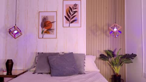 Ayleen online show from September 19, 2025, 12:17 pm