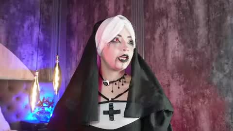 Snapshot of aylen_darkmoor chatting on July 10, 2026, 6:43 pm Aylen online show from July 10, 2026, 6:43 pm