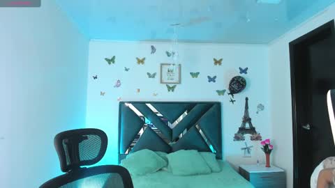 Aylin online show from February 20, 2025, 10:15 pm