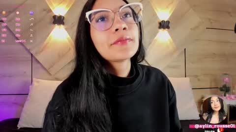 ayllin  online show from October 23, 2025, 7:45 pm